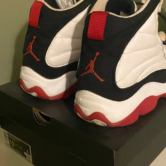 Air Jordan Pro Strong shoes - Picture 2 of 2